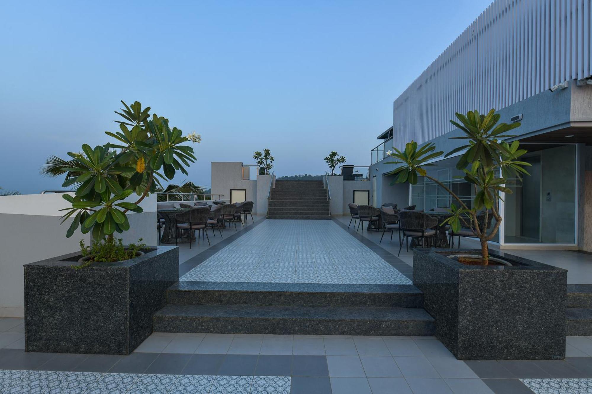 Meritas Auberge Calangute Goa 외부 사진